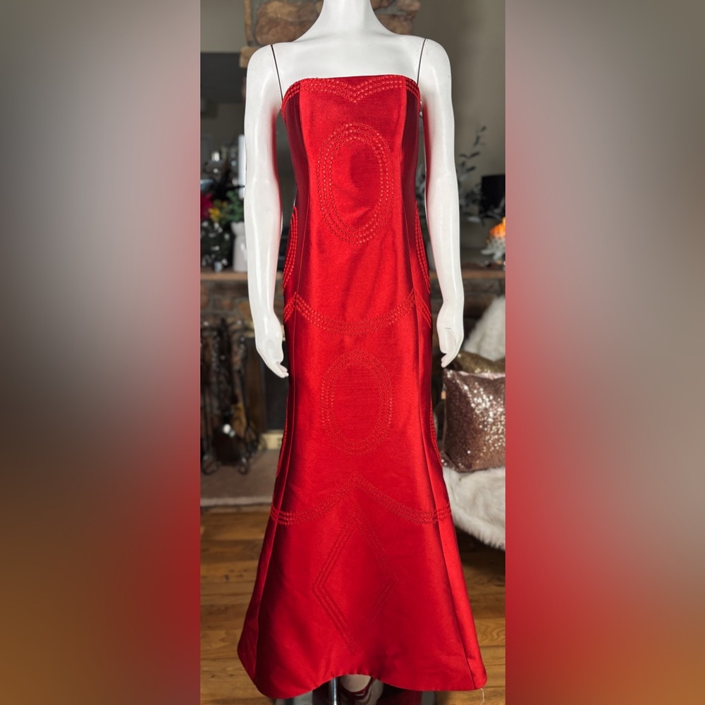 Angel Sanchez Red Strapless Double Faced Satin Beaded Eyelet Trumpet Gown, Sz 6